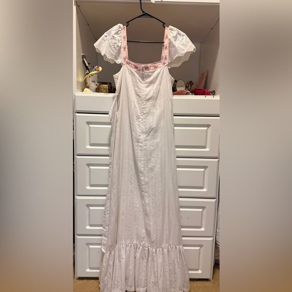 Vintage 1970s soufflé white maxi peasant dress - Picture 6 of 6